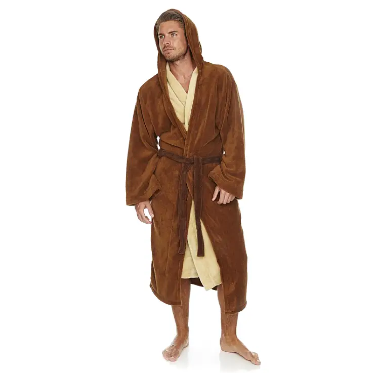 Lleva capucha como la túnica Jedi