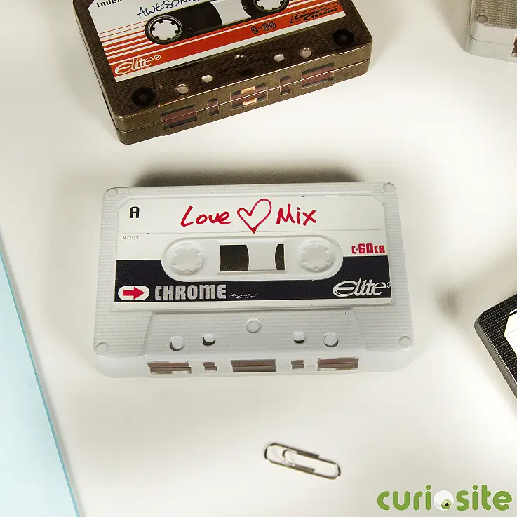 Cuatro modelos distintos que se envían al azar