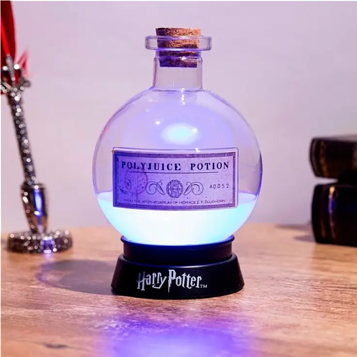 Una lámpara de Harry Potter con la forma de la poción multijugos