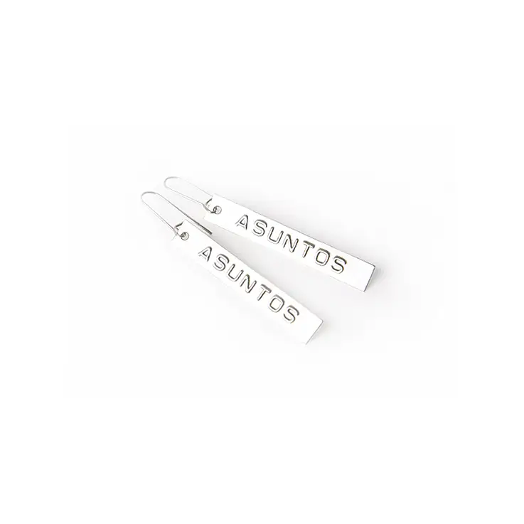 Pendientes de plata 'Asuntos pendientes'.
