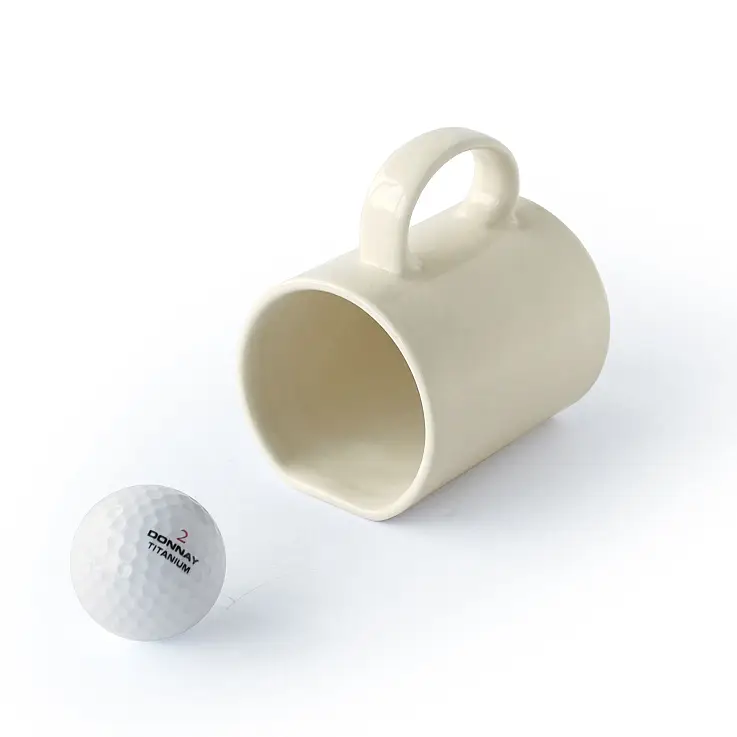 Taza hoyo de golf.