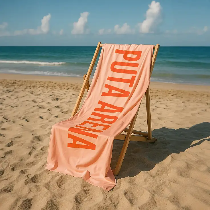 Toalla de playa para haters de la arena