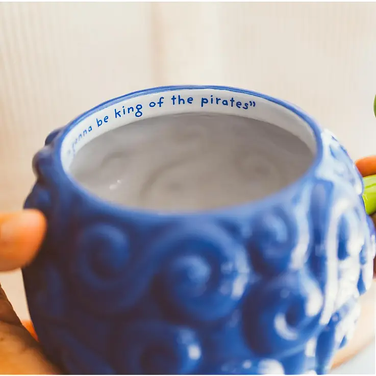 Incluye la frase "I'm gonna be king of the pirates"