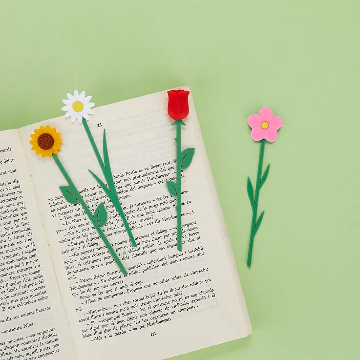 Fabricado en plástico