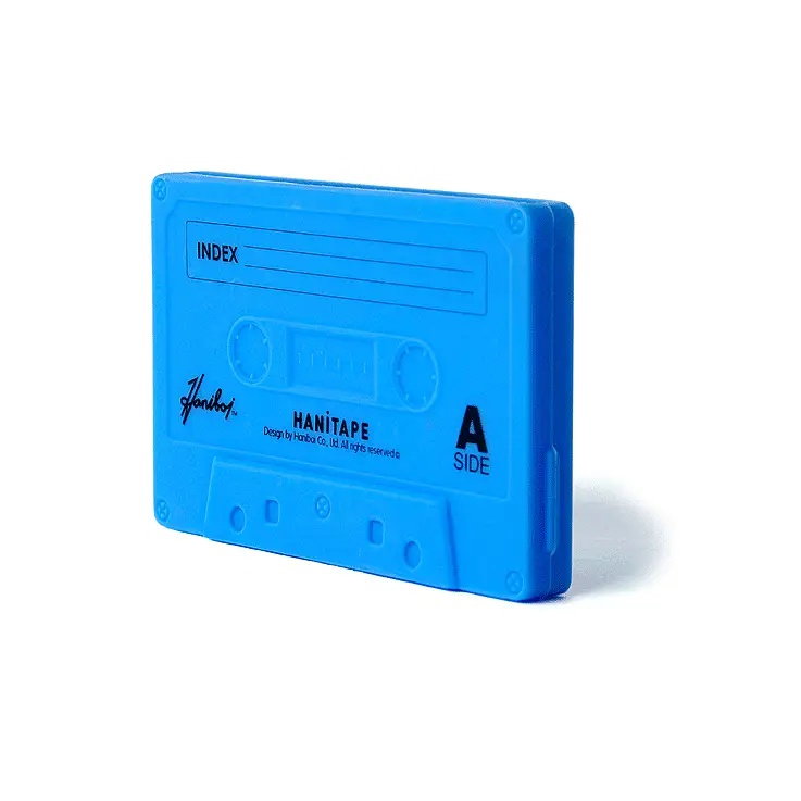 El monedero en color azul