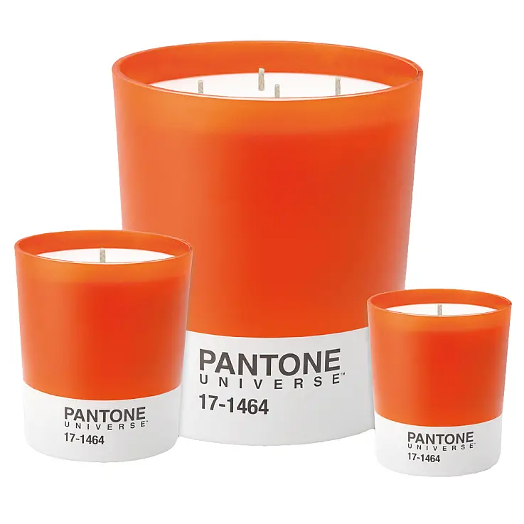 Modelo en color naranja 17-1464 (la grande es la del centro)