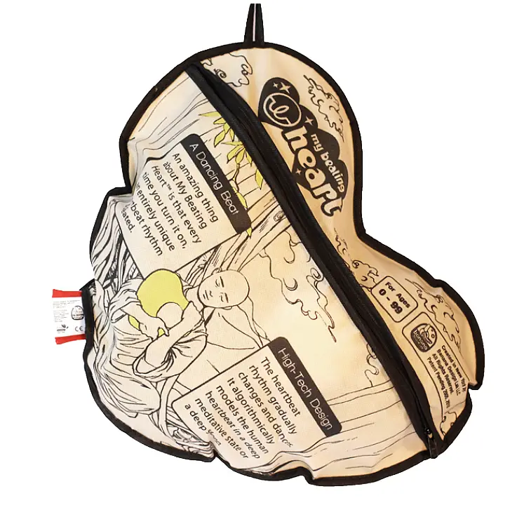 La funda se cierra con una cremallera