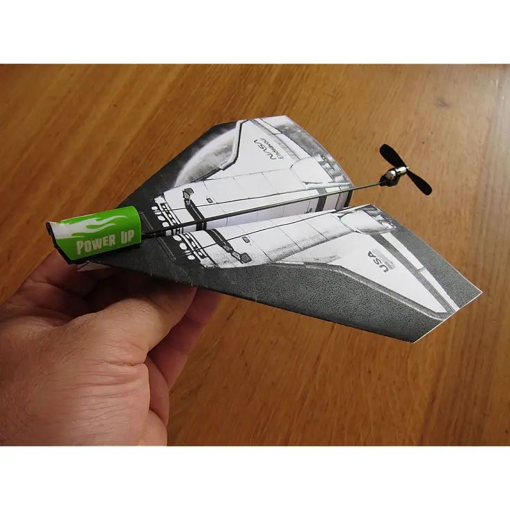Con este motor tus aviones de papel llegarán lejos