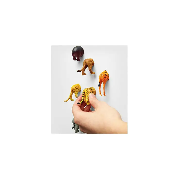 Es un set de seis animales salvajes