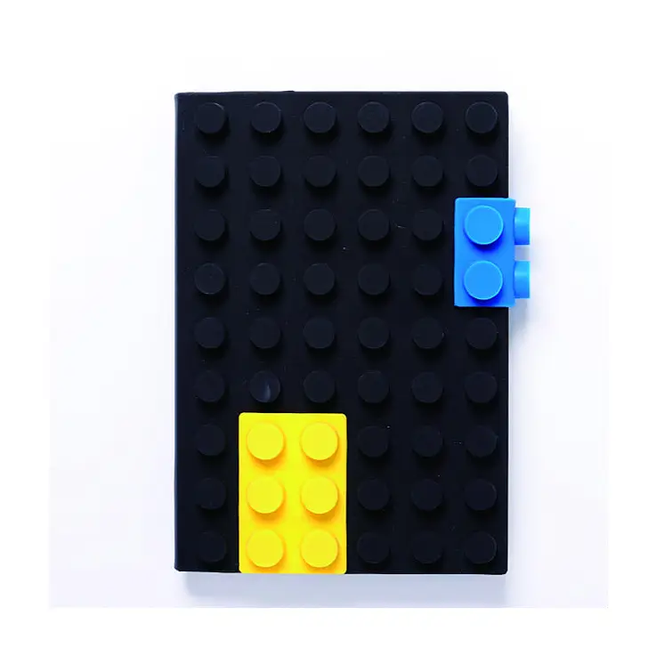 Así es el cuaderno en color negro