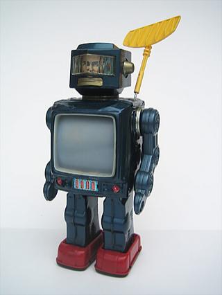 Radar Robot. Japón. 1965. En su pecho se ven escenas espaciales en movimiento